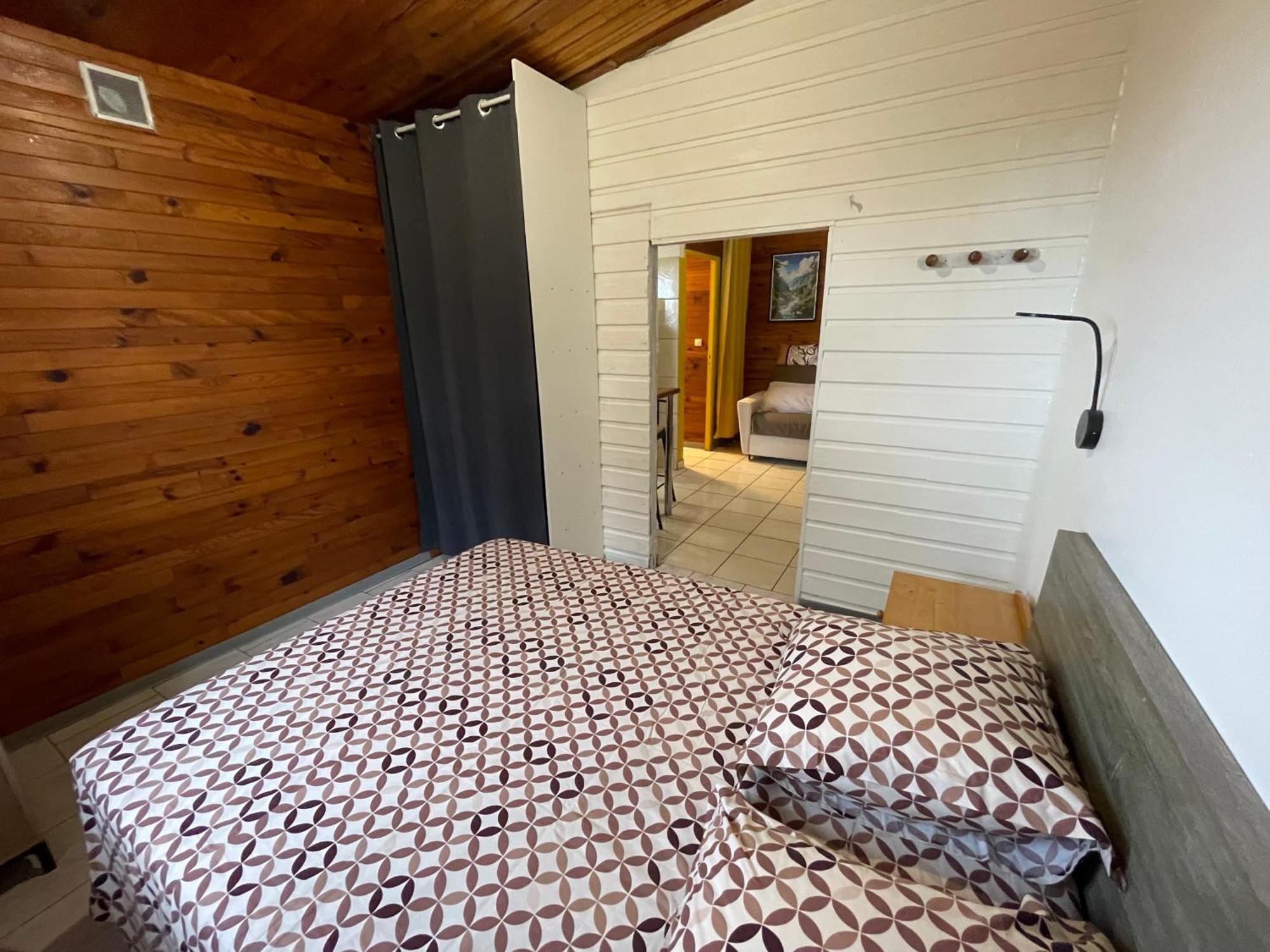 Gite-Hotel La Caz Des Orangers Le Bois de Nèfles エクステリア 写真